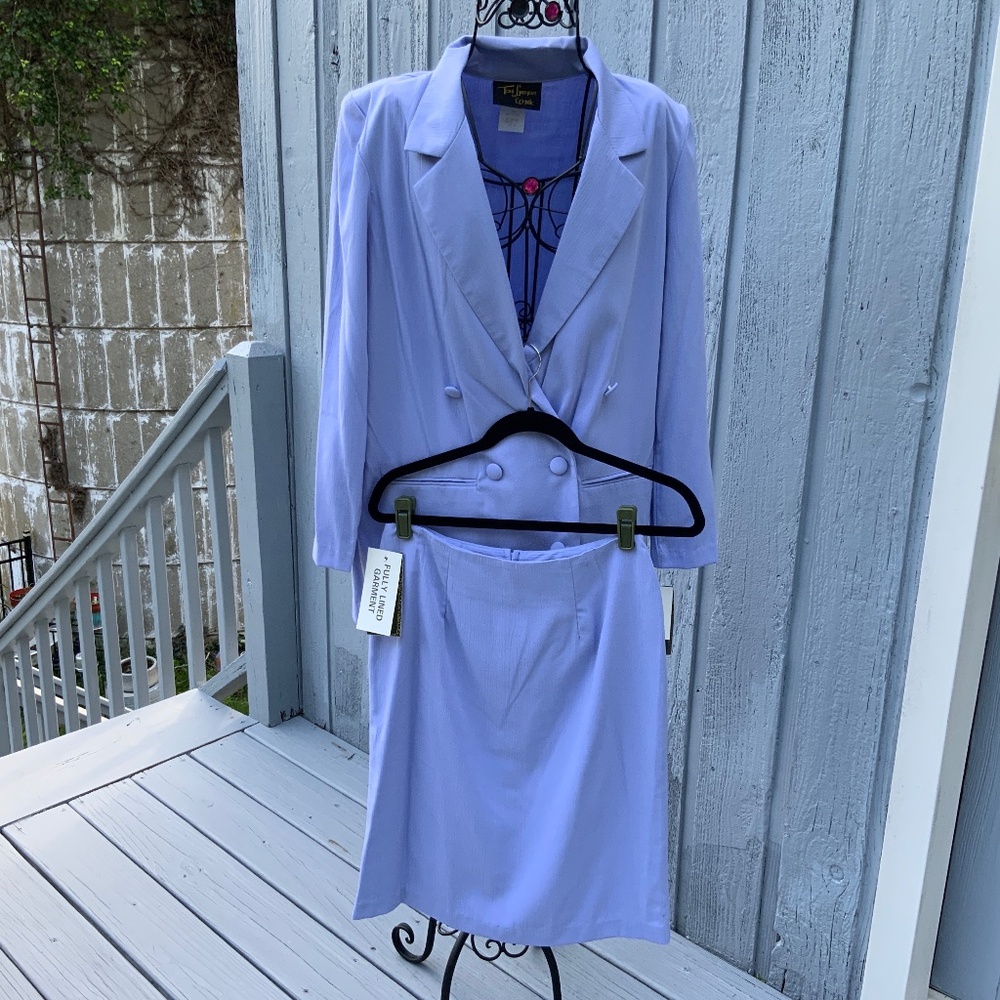 Toni Garment for CC Magic Blazer and Skirt Set in Periwinkle w/tags (Size 10)
